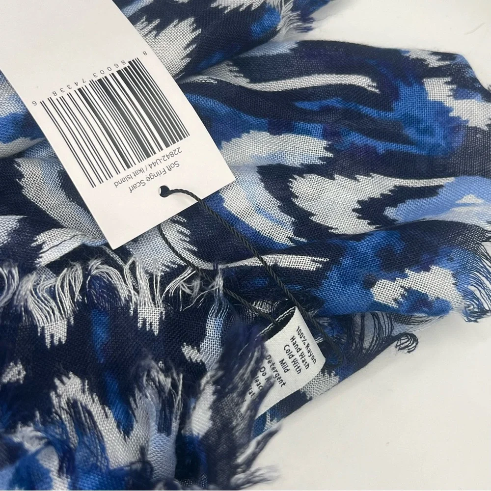 Vera Bradley Blue Ikat Island Patterned Scarf Soft‎ Rayon Long New